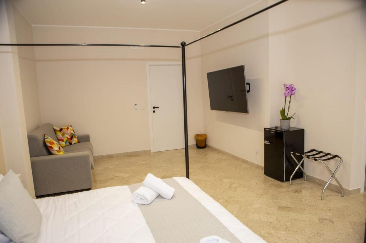 Quinto Apartments Bari Esterno foto